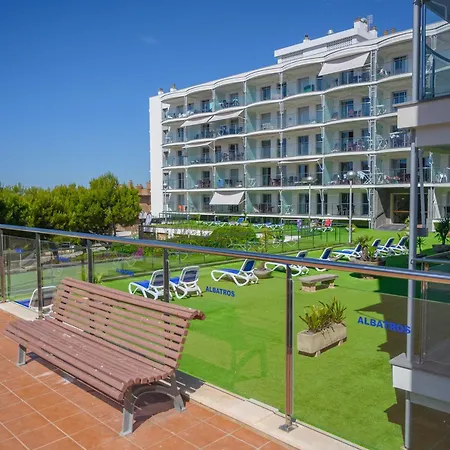 Albatros Premium Sea View *